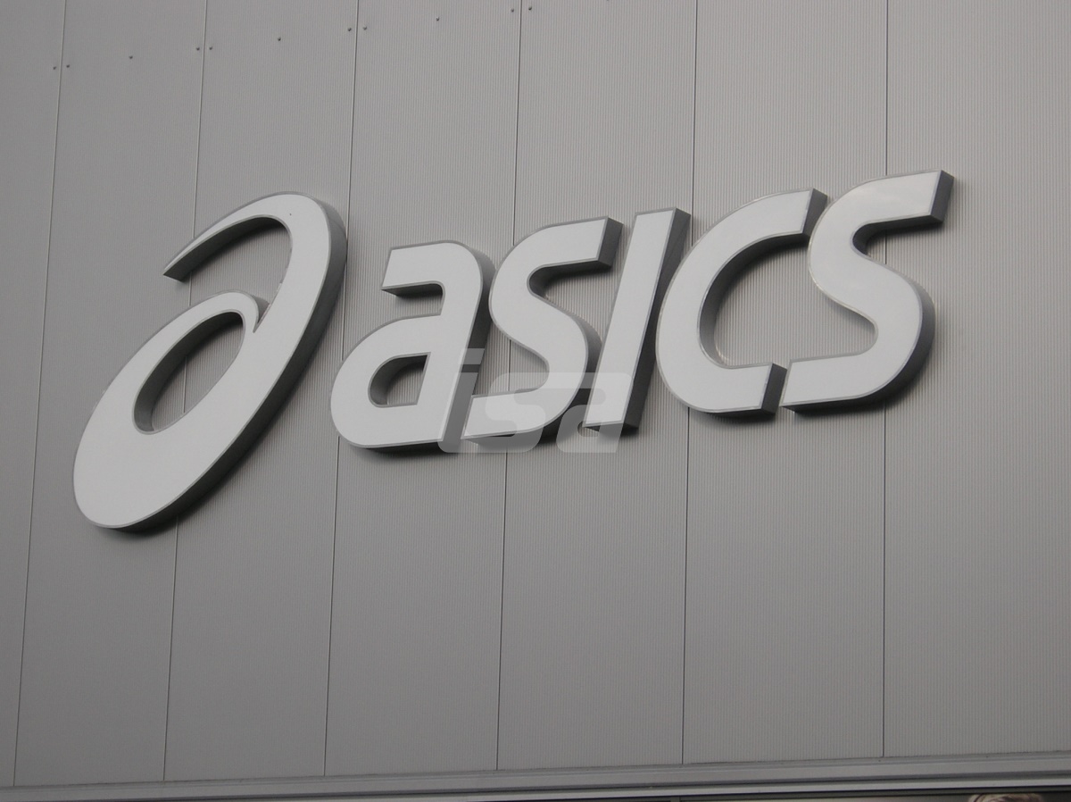 ASICS FASHION ARENA