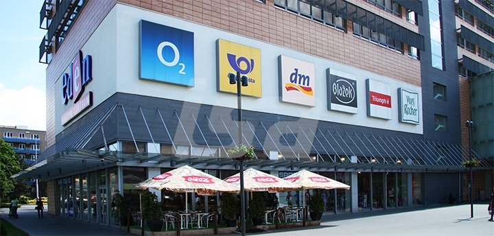 OBCHODNÍ CENTRUM EDEN