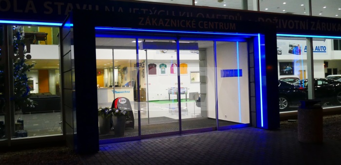AAA AUTO PRAHA | AAA AUTO PRAHA SVETELNA VSTUPNI BRANA