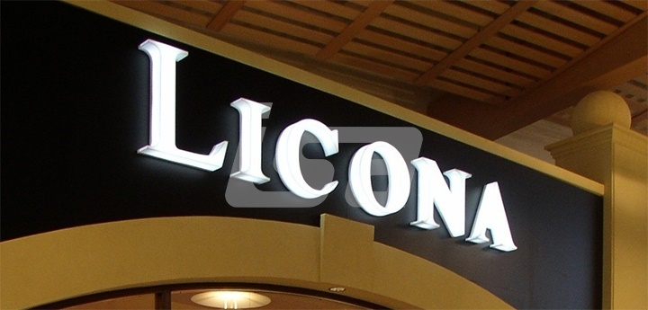 Světelná písmena Licona