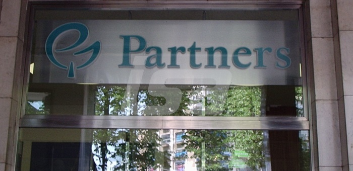 Světelná písmena Partners